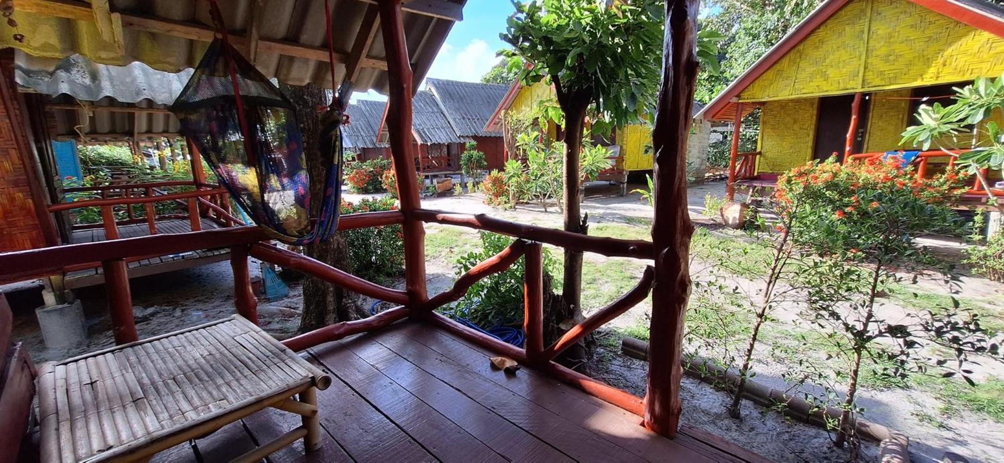 Breizh Cape Beach Bungalows Ko Lanta Extérieur photo