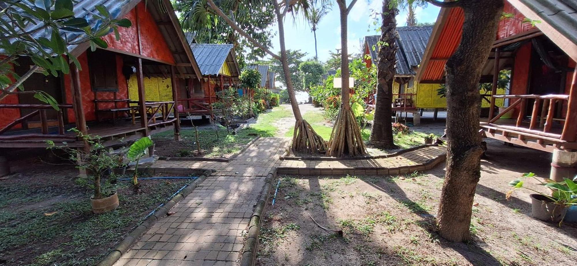 Breizh Cape Beach Bungalows Ko Lanta Extérieur photo