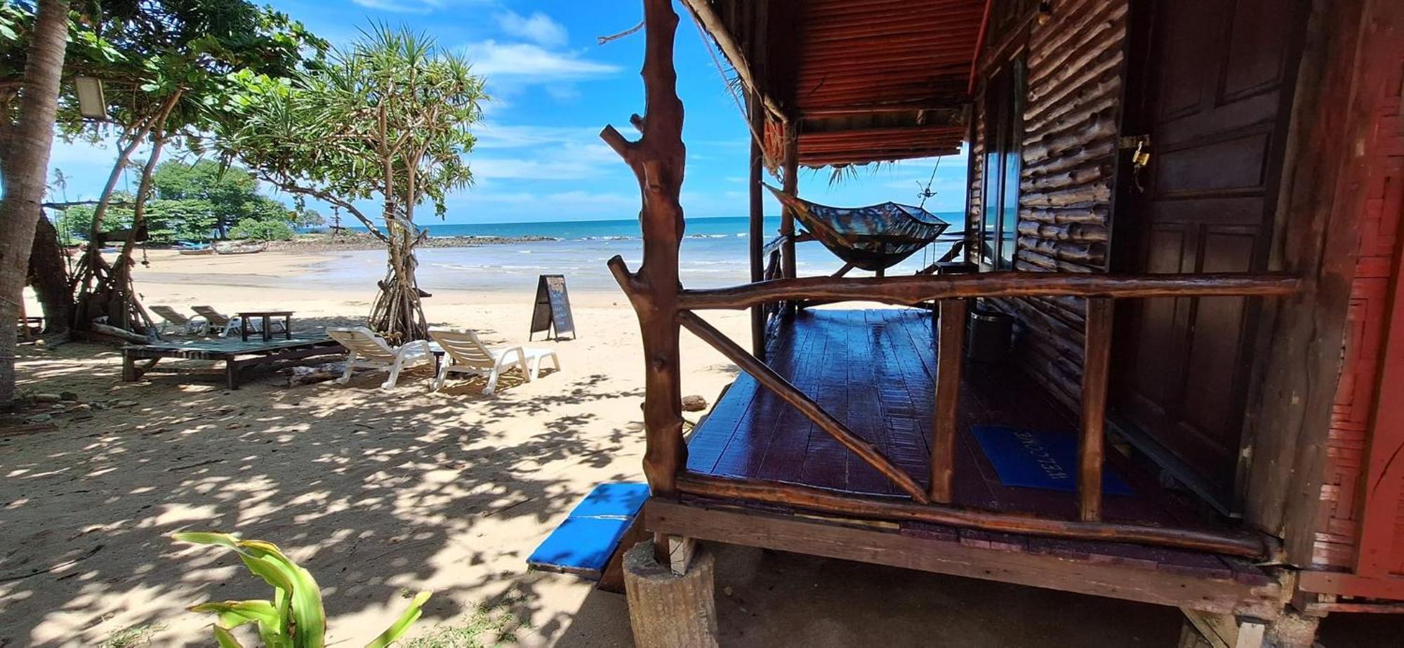 Breizh Cape Beach Bungalows Ko Lanta Extérieur photo