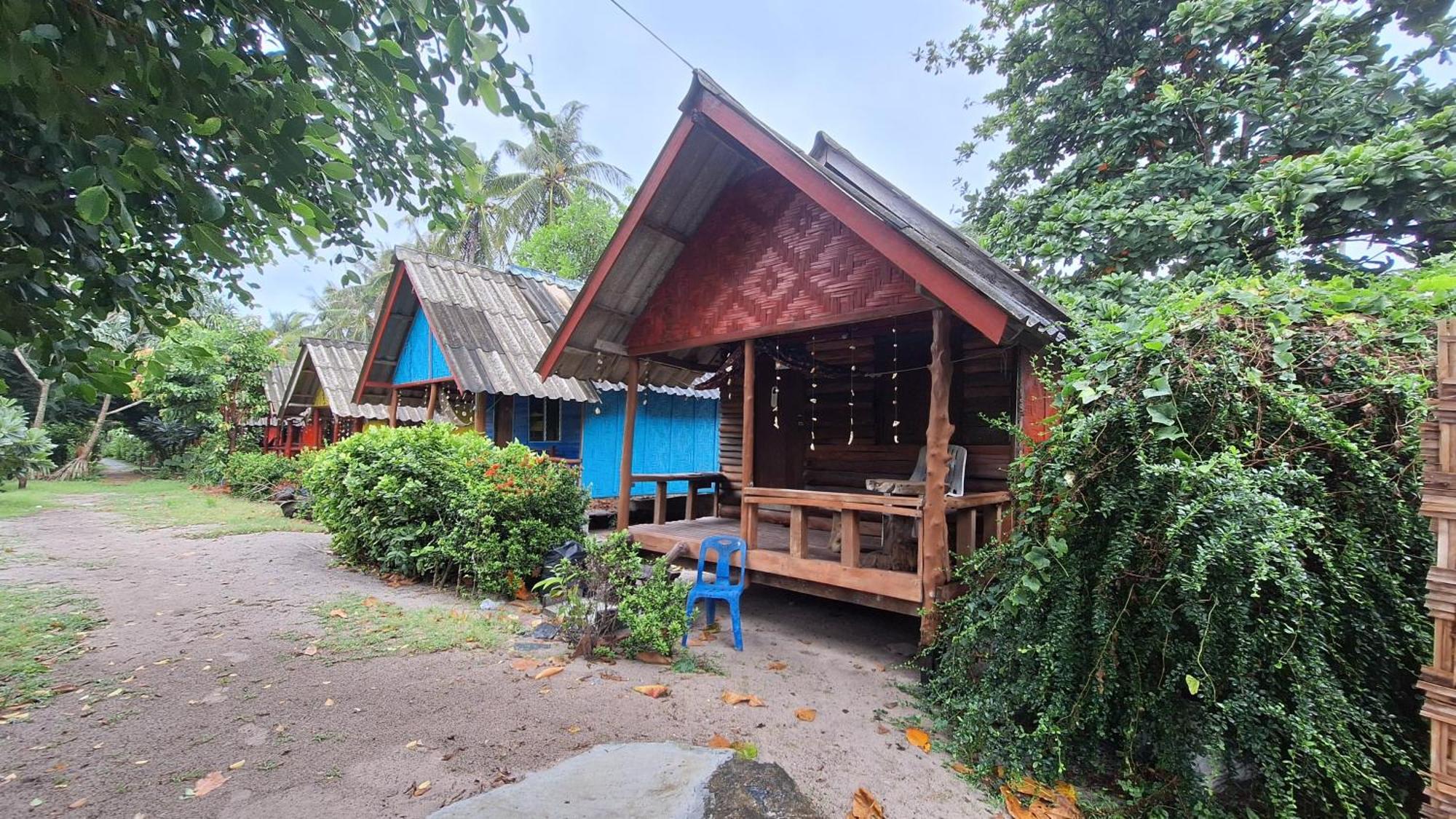 Breizh Cape Beach Bungalows Ko Lanta Extérieur photo