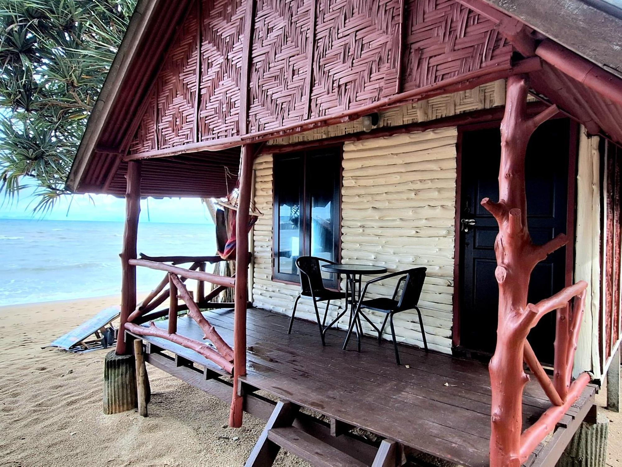 Breizh Cape Beach Bungalows Ko Lanta Extérieur photo