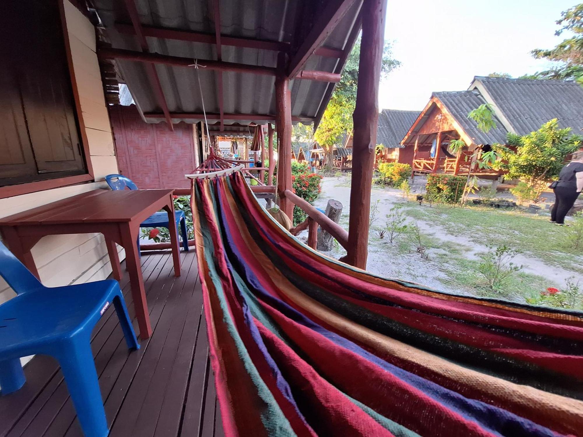 Breizh Cape Beach Bungalows Ko Lanta Extérieur photo